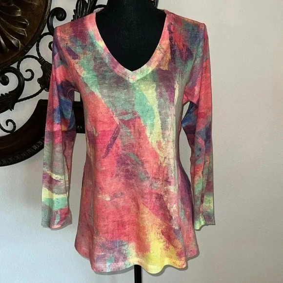 SOFT SURROUNDINGS Plein De Couleurs
Multicolored Abstract Paint Sweater … - Picture 13 of 13